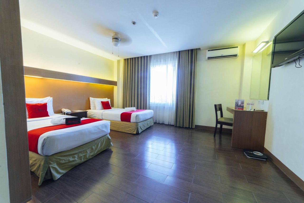 Hotel Reddoorz Premium @ The Ritz Garden Oases à Davao City Extérieur photo